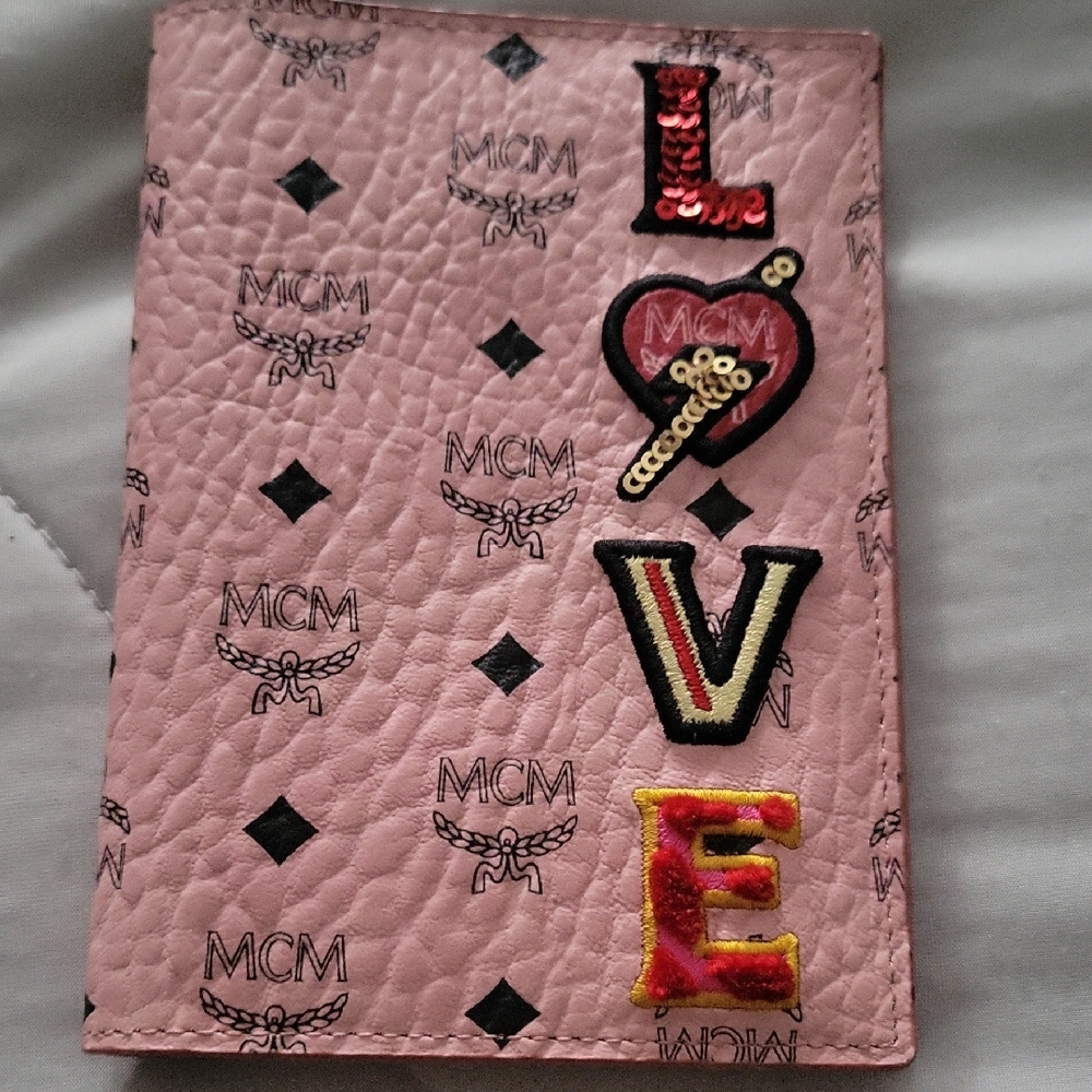 MCM Pink LOVE Wallet